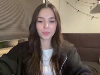 I am kind, good talk and hearing person... would love to know people here ahaha <3 i am polish student