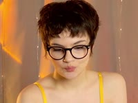 YOUR THEATER DIVA WITH A SHORT HAIRCUT

In the theater I play drama. With you - only laughter and debauchery. Guess where I