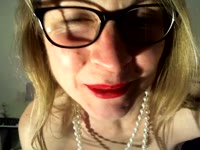 I can be your next-door neighbour or that young woman whose eyes you met in the street or that woman who works at the checkout of the supermarket. I am a simple young woman who loves simple pleasures. I like to raise the heat gradually by caresses, words, games. I am from a generation that witnessed a beautiful time regarding sexuality. A time when giving a compliment to a girl was appreciated by the latter. I wish you could feel free to express yourselves in mutual respect. And above all, that you have fun.