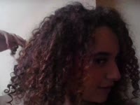 Hai ik ben Yusra 18 jaar en van Marokkaanse afkomst. Ik maak in mijn dagelijkse leven 18+  content en ervaar daar heel veel plezier in. Ik ben een vollere dame met grote borsten een dikke kont een klein buikje lief gezichtje en een bos vol krullen boven en beneden.ik doe aan augyo, foot, BDSM, SM, GFE, dominantie, onderdanigheid,en Golden shower fetisj. Naast fetisj doe ik ook aan twerken, boobie shows en samen spelen.