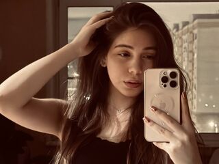 naughty camgirl masturbating AlishiaCowlin