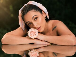 shower sex webcam BrunaMills