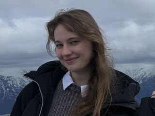 nude webcam girl photo DelorasWiant