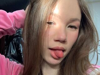 free adult cam DominicaAuerbach