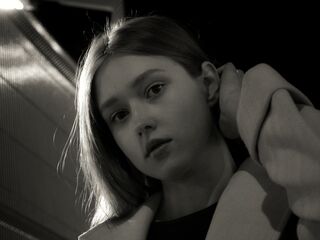 livesex picture EvelinaMoorina