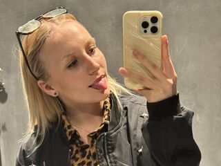 webcam girl chat room LucilleWiste