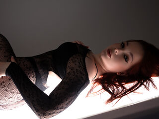 free chatroom NikaMoyre