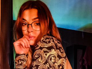 naked webcam girl photo RavenDay