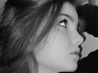 hot cam girl masturbating with sextoy StephanieMiller