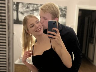 live chat sex webcam BrittAndArchie