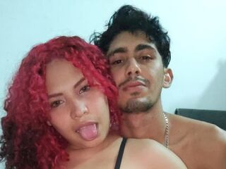 naughty cam girl sucking cock JulieAndMax