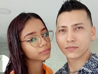 live couple sex cam MeganAndJulian