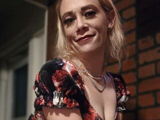 bizarre livecam SundayJane