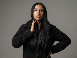 naked cam AdaharaBanks