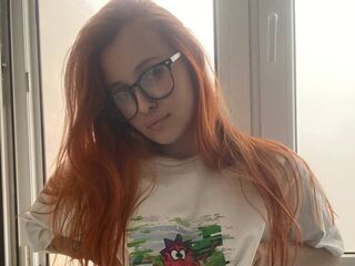 erotic webcam video AdelFunn
