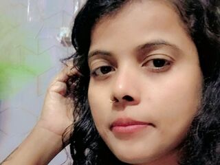 camwhore nude AishwariaRaie