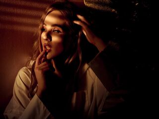 girl topless AlexandraBallish