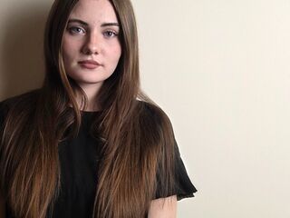 nude webcam AlfrediaRoubekas