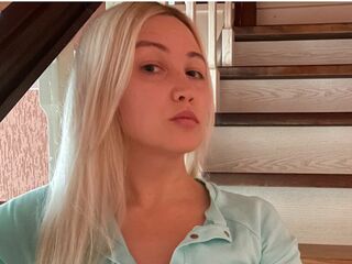 naughty cam girl masturbating with dildo AmaiaJohnstone