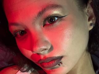 topless webcam girl AmeliaBlaxe