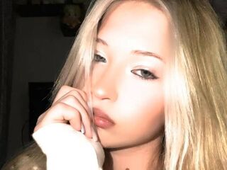 naked camgirl masturbating with dildo AnjanetteGalpin
