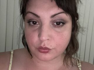 webcam bitch chatroom AnnieHelen