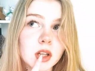 shower sex webcam AntoniaCrumpton