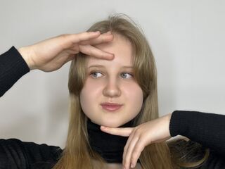 hot girl webcam photo ArmindaMerry