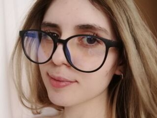 cam strip tease BlytheDendy