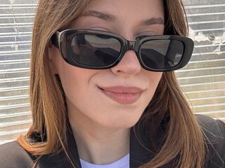 chatroom cam BonnieWalton