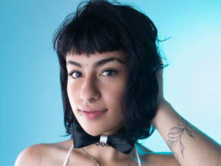 cam girl showing tits BrianaBlake