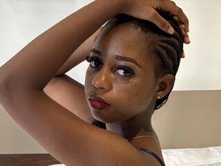 hot cam whore BrianaHadid