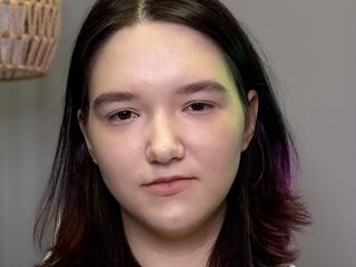 cam strip tease CecilleBonavita