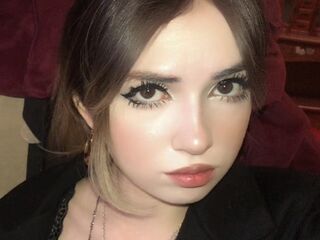 sexy camgirl live CharaDraheim