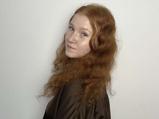 camgirl fingering shaved pussy CharlotteMunter