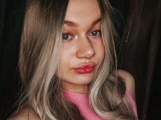 chat room CirillaAkerman