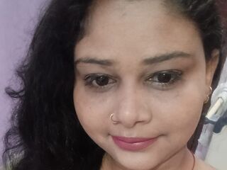 adult liveshow CurvySoniya