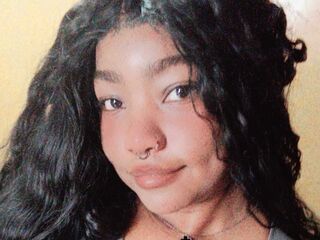 fingering camgirl DannaMirror