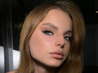camgirl showing pussy DoraWilliams