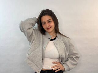 hot girl webcam ElaraWhitmoren