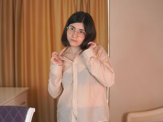 masturbating camgirl EleanorPaisley