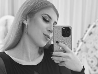 nude cam girl picture EmilyDrewse