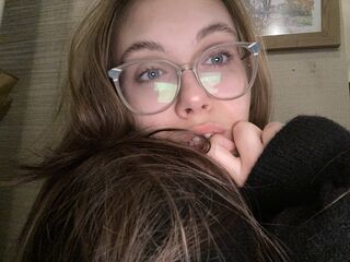 camgirl live porn EmilyLoven