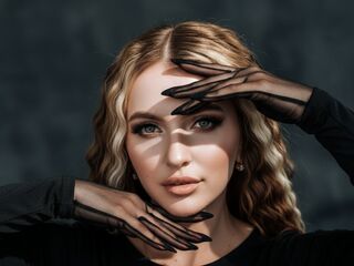 cam girl pic EvaVibe