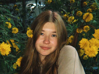 naked webcamgirl GemaWiddows