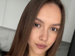 webcam babe chat room GeralynSchuck