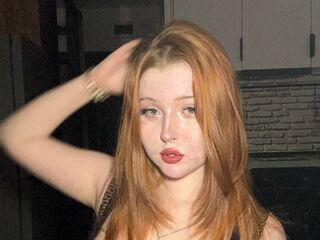 cam girl showing tits HildeTobia