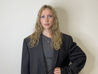 live sex cam picture IrinaVelzeboer