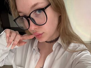 chat JadeDerrow
