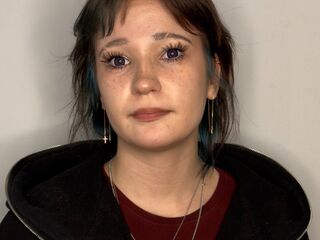 hot cam girl masturbating with vibrator JanethPontoriero